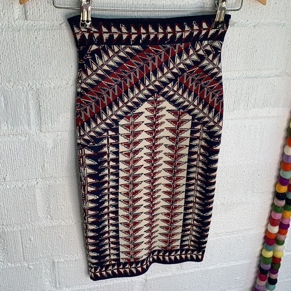 BCBGMAXAZRIA Stretch Leger Pencil Bodycon Knee Length High Waisted Skirt sz XXS - Picture 3 of 7